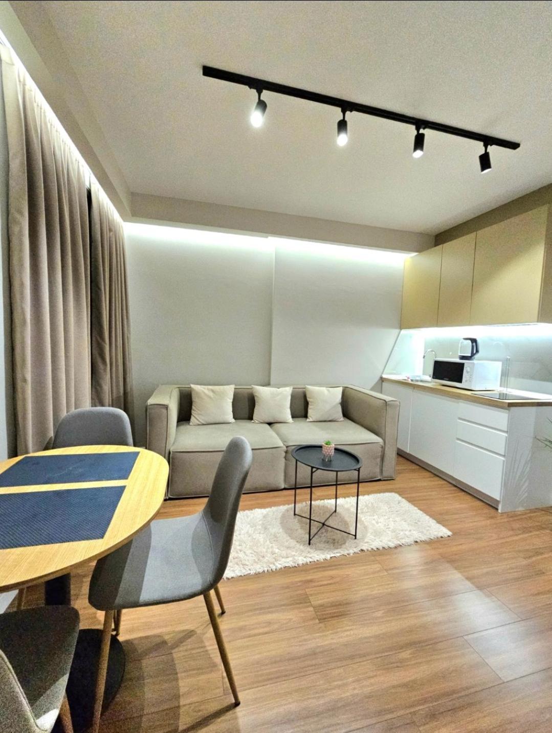 Tirana Center Piazza-In Apartment Exterior photo